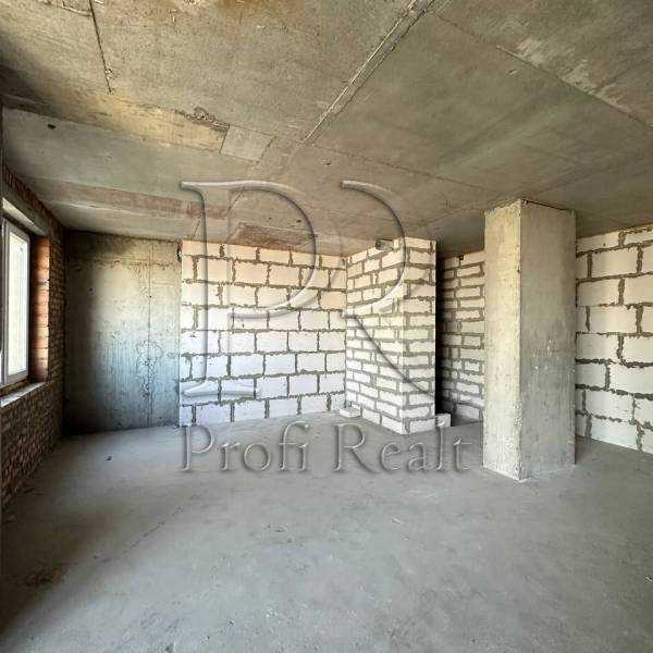 Продажа 3-комнатной квартиры 136 м², Михаила Драгомирова ул., 14А