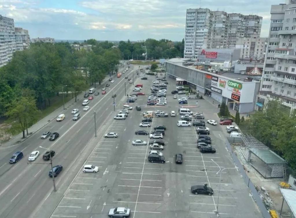 Продажа 2-комнатной квартиры 72 м², Звездный бул.