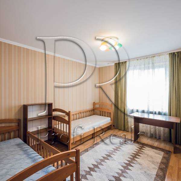 Продажа 3-комнатной квартиры 85 м², Доковская ул., 10 К1