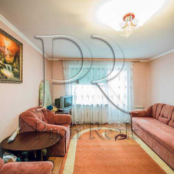 Продажа 3-комнатной квартиры 71 м², Киевская ул., Спортивная улиц а, 4