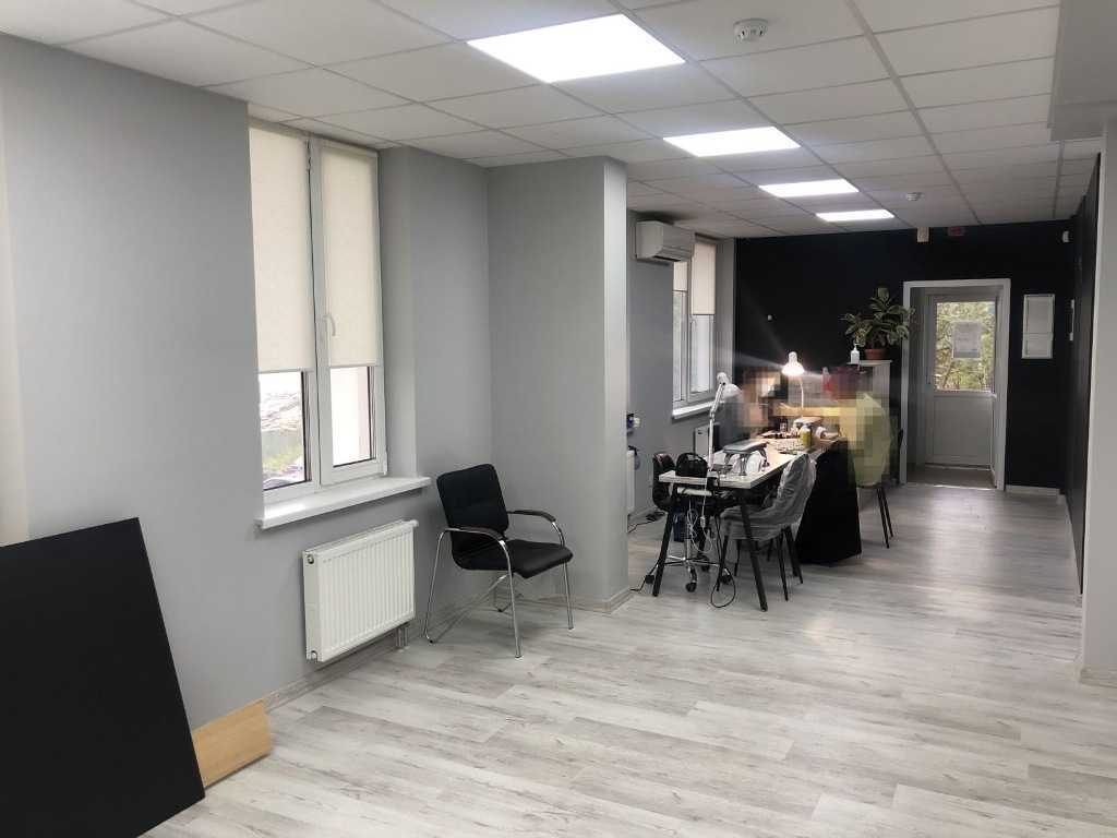 Оренда офісу 52 м², Вуликова вул., Харківське шосе, 188