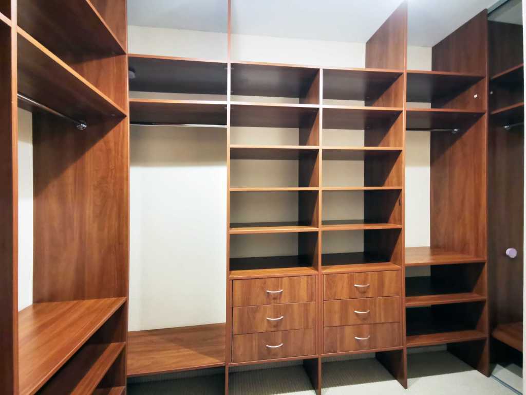 Аренда 4-комнатной квартиры 153 м², Богдана Хмельницкого ул., 41
