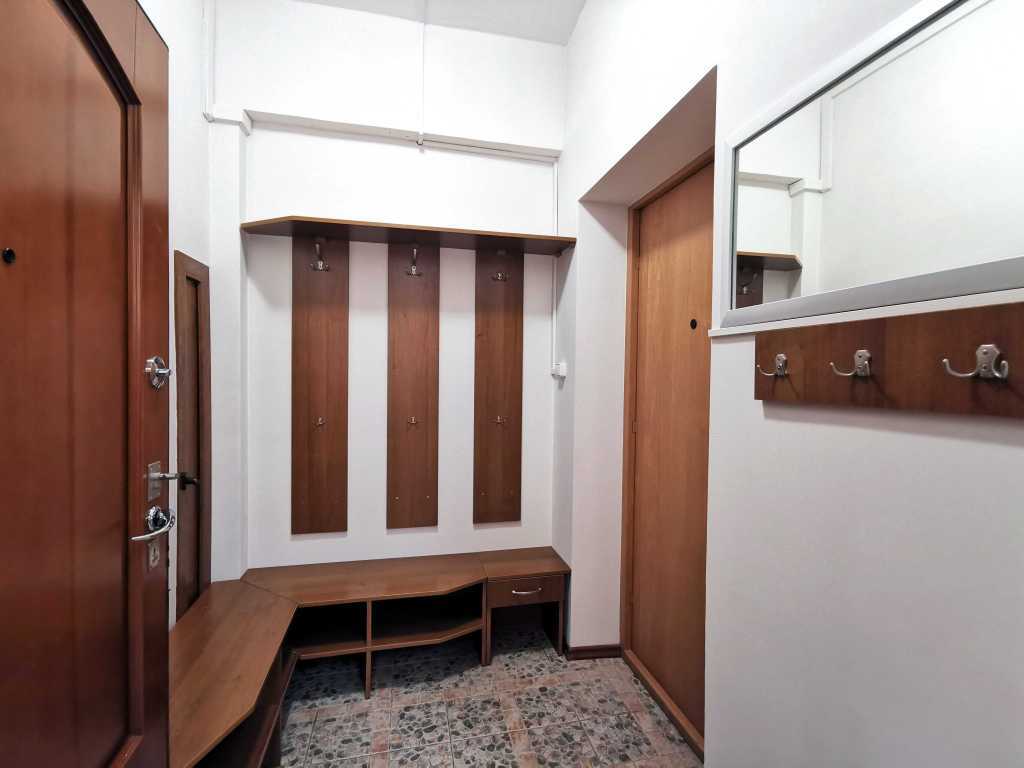 Аренда 4-комнатной квартиры 153 м², Богдана Хмельницкого ул., 41
