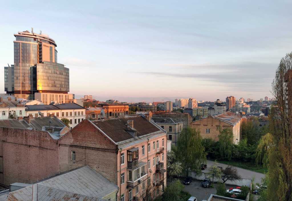 Аренда 4-комнатной квартиры 153 м², Богдана Хмельницкого ул., 41