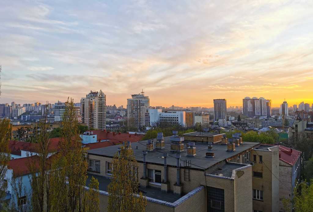 Аренда 4-комнатной квартиры 153 м², Богдана Хмельницкого ул., 41