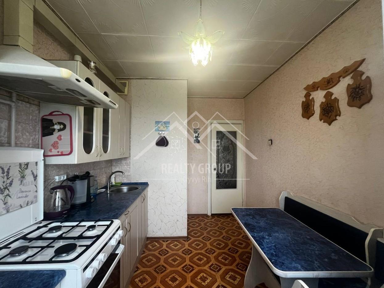 Продаж 3-кімнатної квартири 62.4 м², Сонячний вул., 9