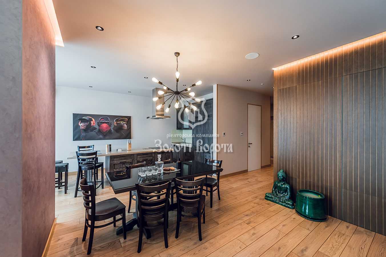 Продажа 4-комнатной квартиры 211 м², Евгения Коновальца ул., 36Е