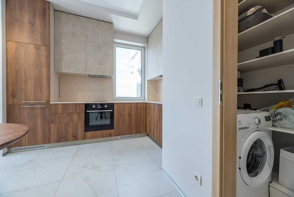 Оренда 2-кімнатної квартири 87 м², Ділова вул., 4