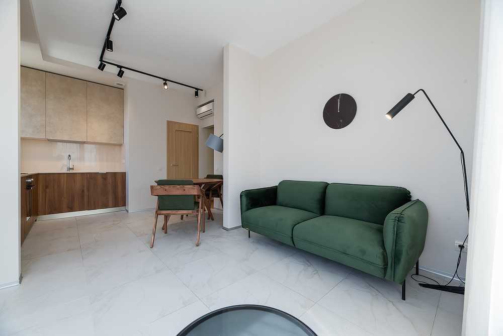 Оренда 2-кімнатної квартири 87 м², Ділова вул., 4