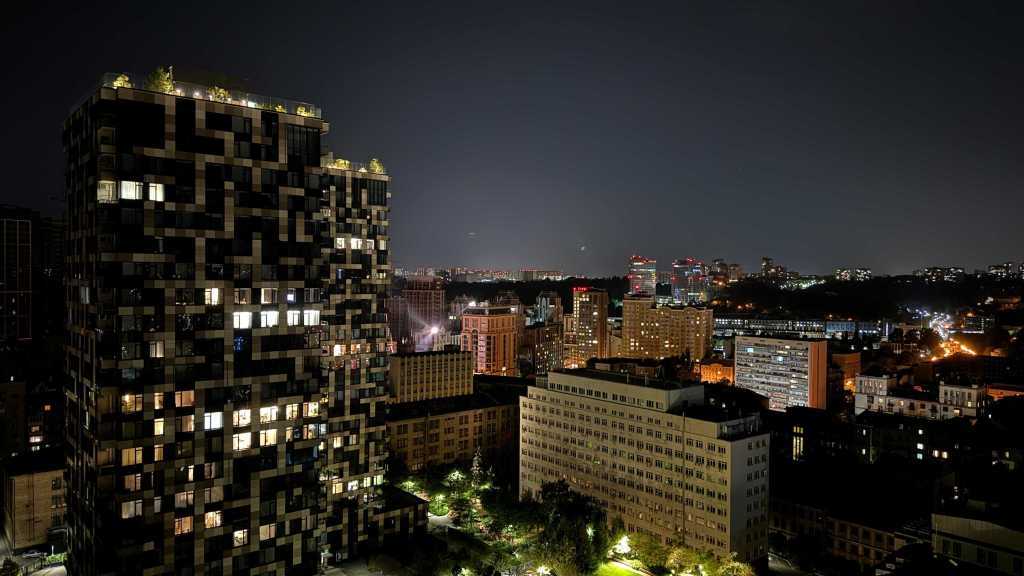 Оренда 2-кімнатної квартири 87 м², Ділова вул., 4