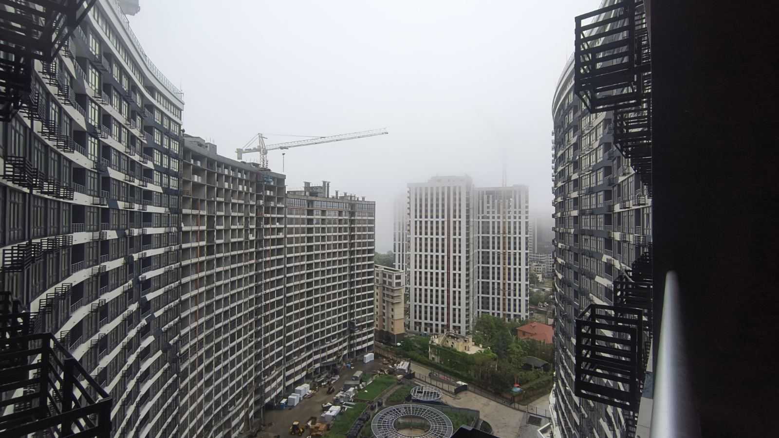 Продаж 1-кімнатної квартири 28.2 м², ЖК Атмосфера, Секції 2-3