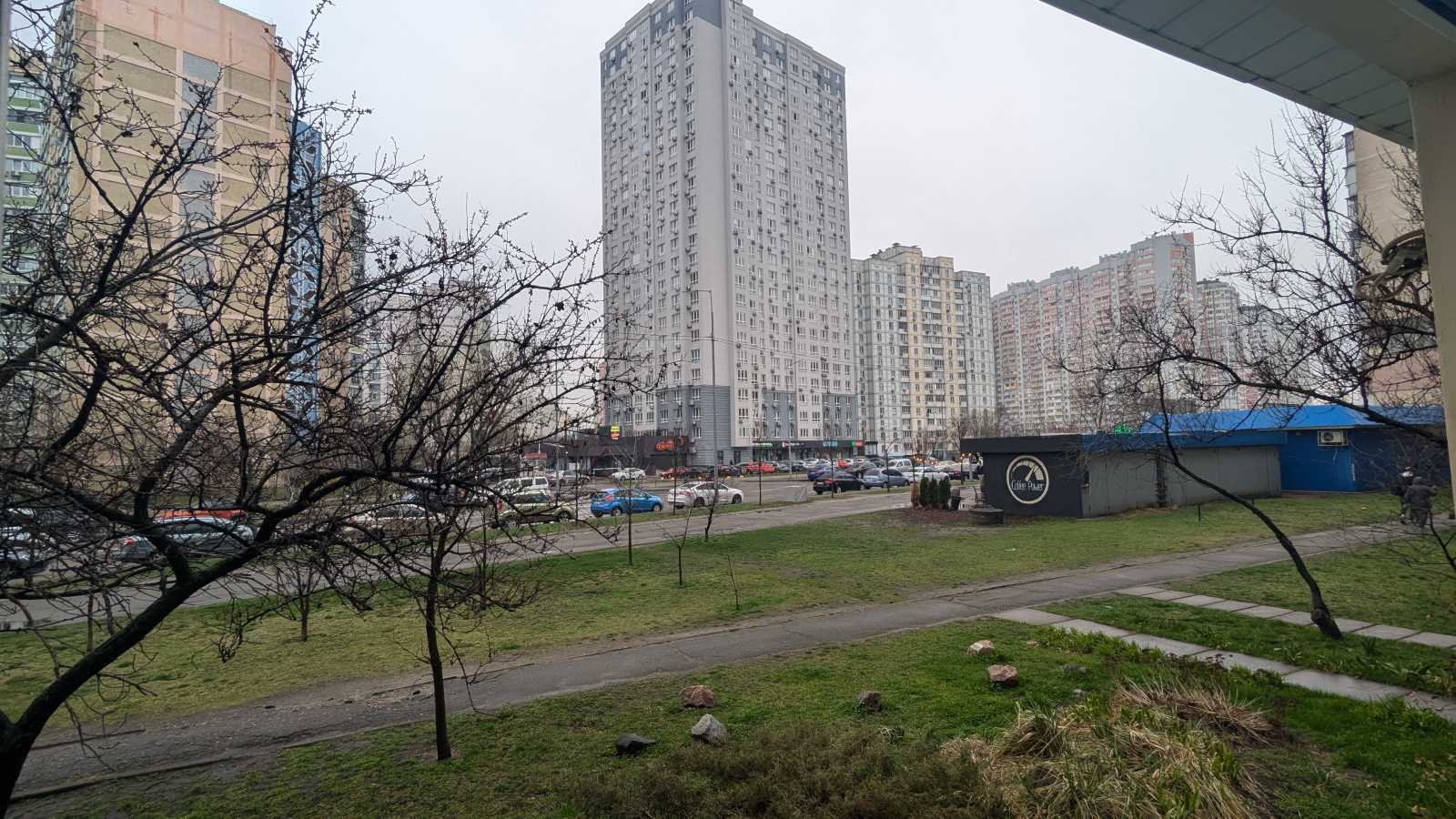 Продажа 2-комнатной квартиры 70 м², Михаила Донца ул., Драгоманова, 11
