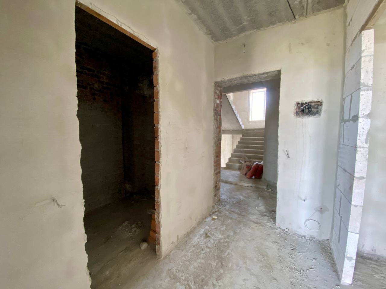 Продажа 1-комнатной квартиры 40.92 м², Николая Мазура ул.