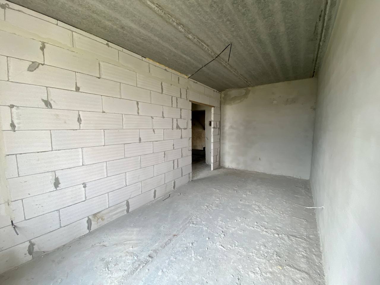 Продажа 1-комнатной квартиры 40.92 м², Николая Мазура ул.