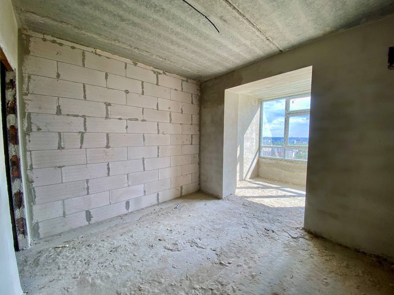 Продажа 1-комнатной квартиры 40.92 м², Николая Мазура ул.