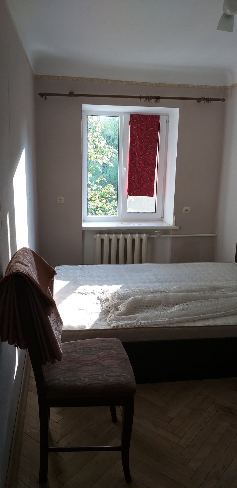 Оренда 3-кімнатної квартири 57 м², Макіївська вул., 4