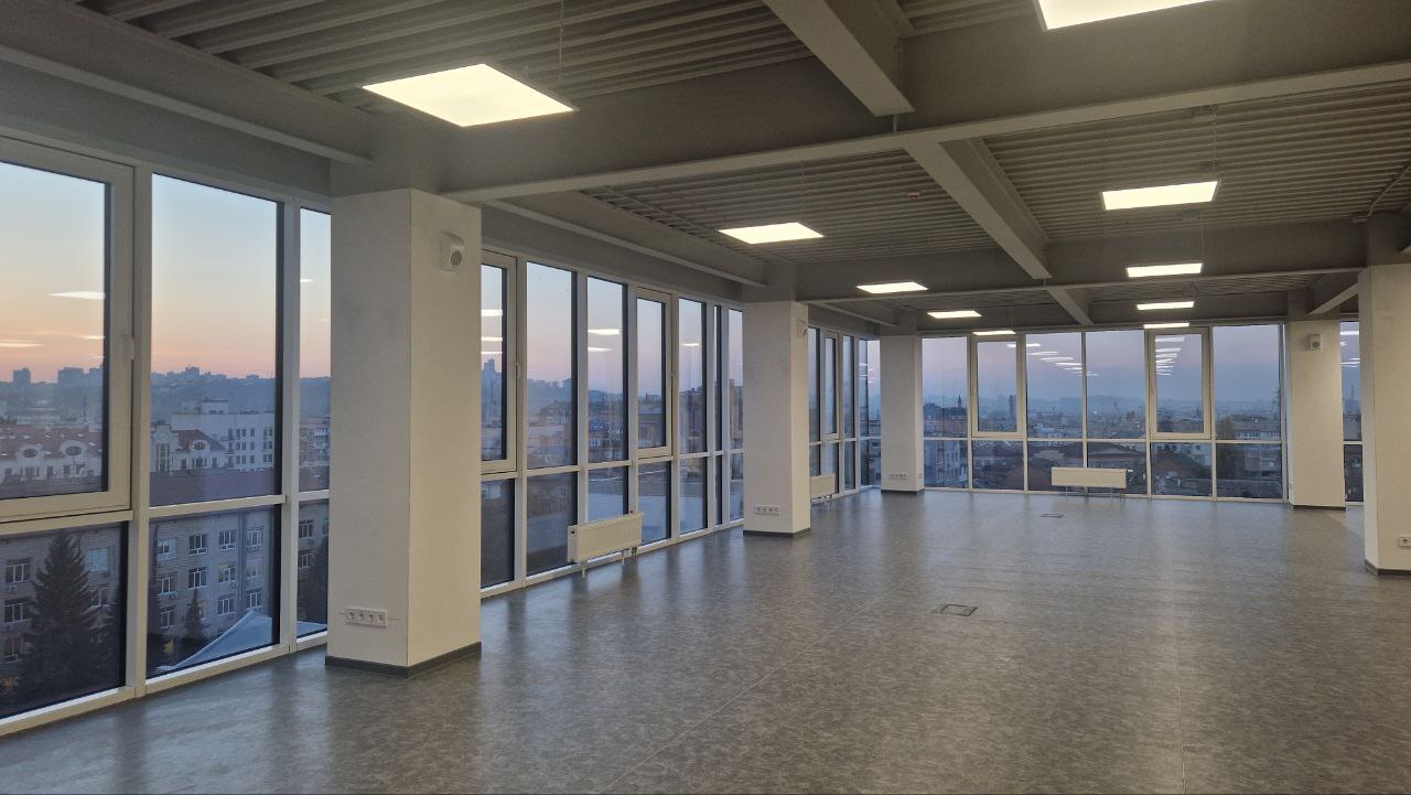 Аренда офиса 4000 м², Почайнинская ул.
