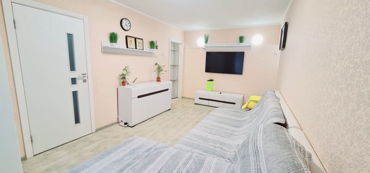 Продажа 3-комнатной квартиры 58 м², Леонида Стромцова ул.