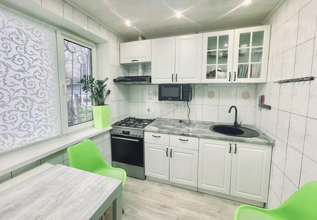 Продажа 3-комнатной квартиры 58 м², Леонида Стромцова ул.