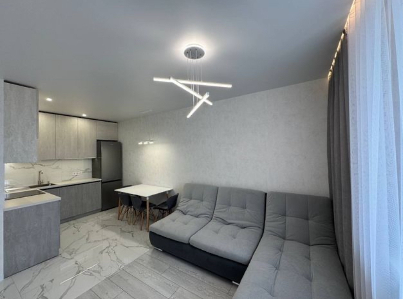Продажа квартиры со свободной планировкой 45 м², Варненская ул.