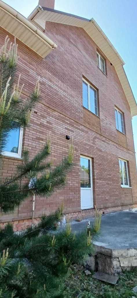 Продажа коттеджа 300 м², Майская ул., Столичная