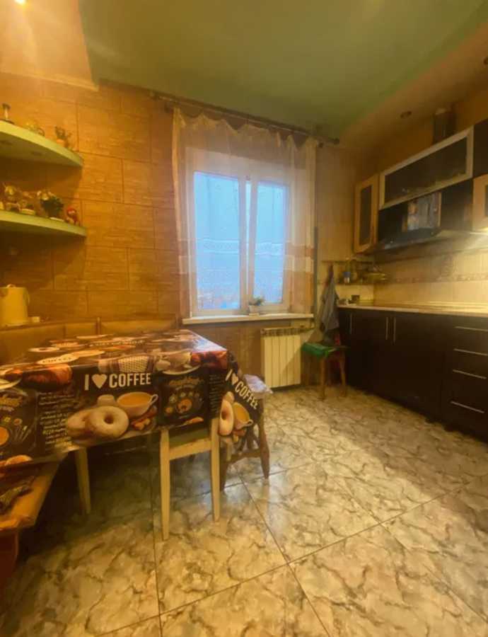 Продажа 3-комнатной квартиры 80 м², Уликовая ул., Харківське шосе, 180/21