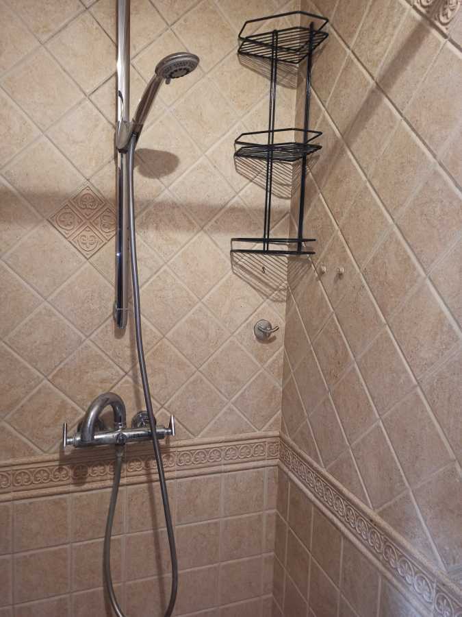 Оренда 4-кімнатної квартири 128 м², Микільсько-Слобідська вул., 2Б