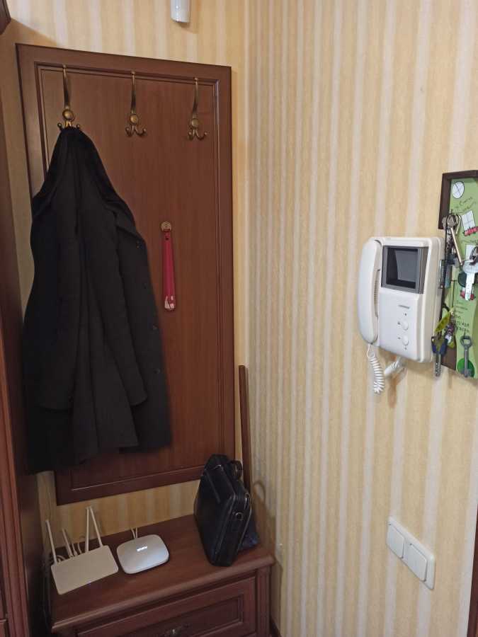 Оренда 4-кімнатної квартири 128 м², Микільсько-Слобідська вул., 2Б