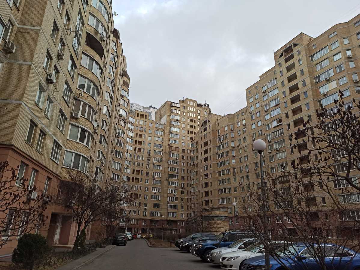 Оренда 4-кімнатної квартири 128 м², Микільсько-Слобідська вул., 2Б