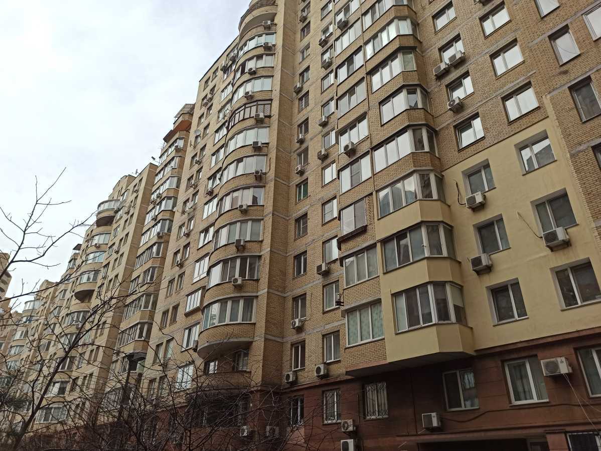 Оренда 4-кімнатної квартири 128 м², Микільсько-Слобідська вул., 2Б