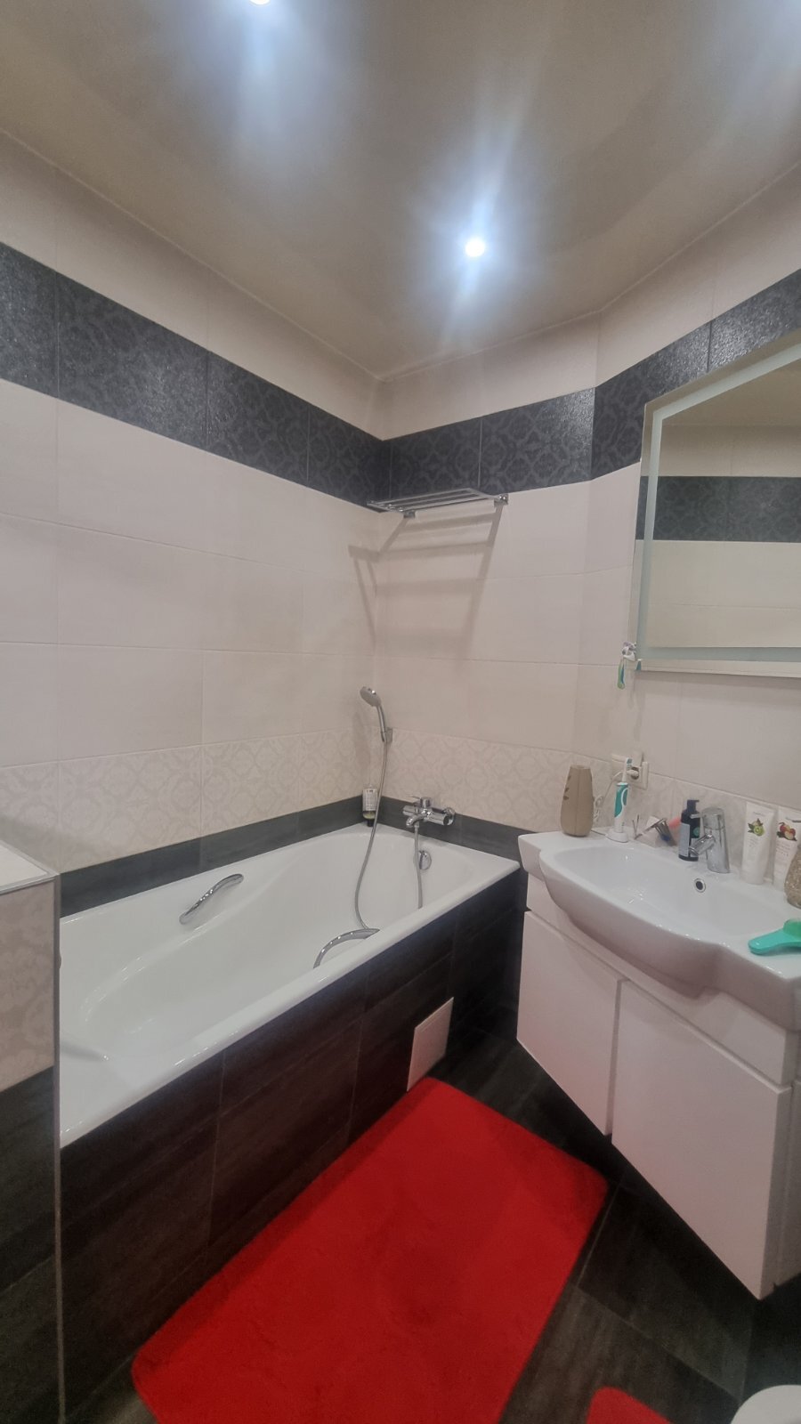 Продажа 4-комнатной квартиры 108 м², Харьковское шоссе, 56