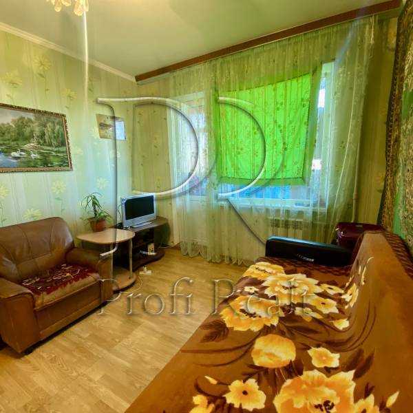 Продажа 3-комнатной квартиры 72 м², Свободы просп., 24Б