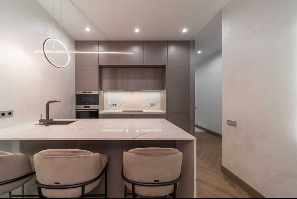 Продажа 2-комнатной квартиры 55 м², Победы просп., 11