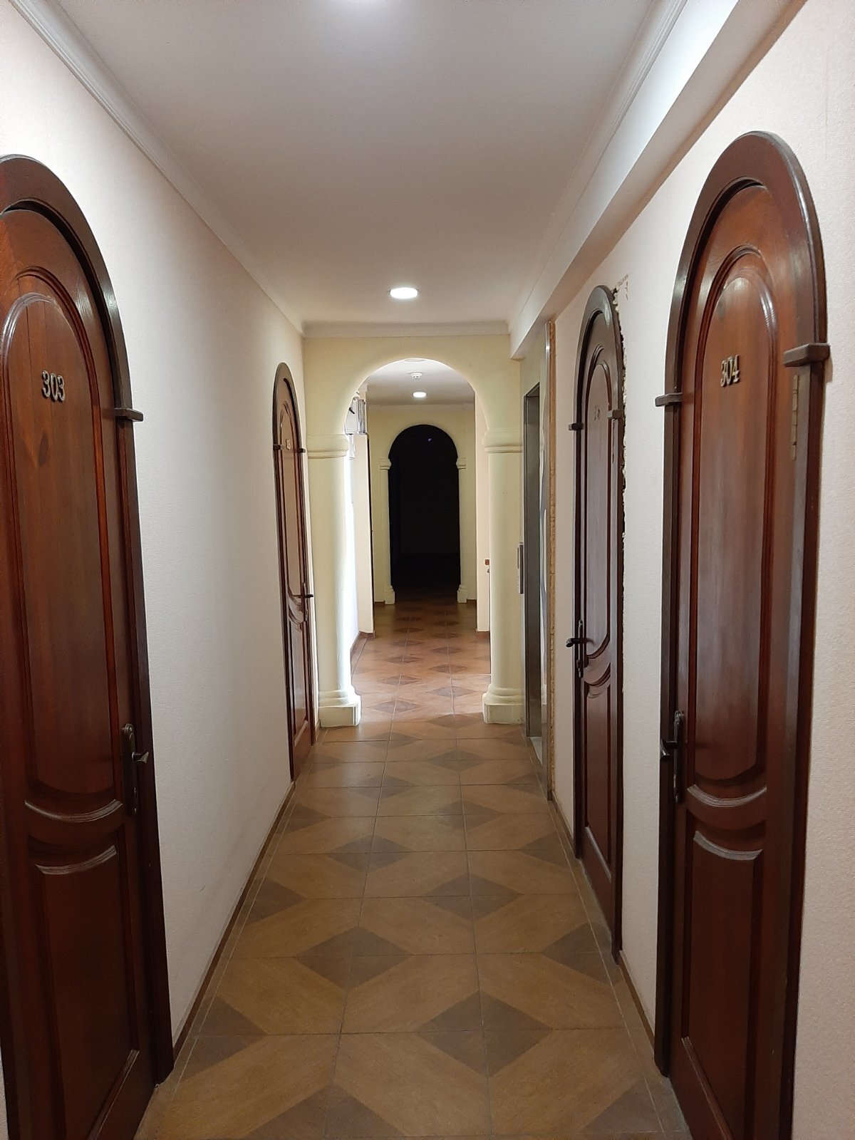 Продажа гостиничного комплекса 3285 м², Кольцевая дор.