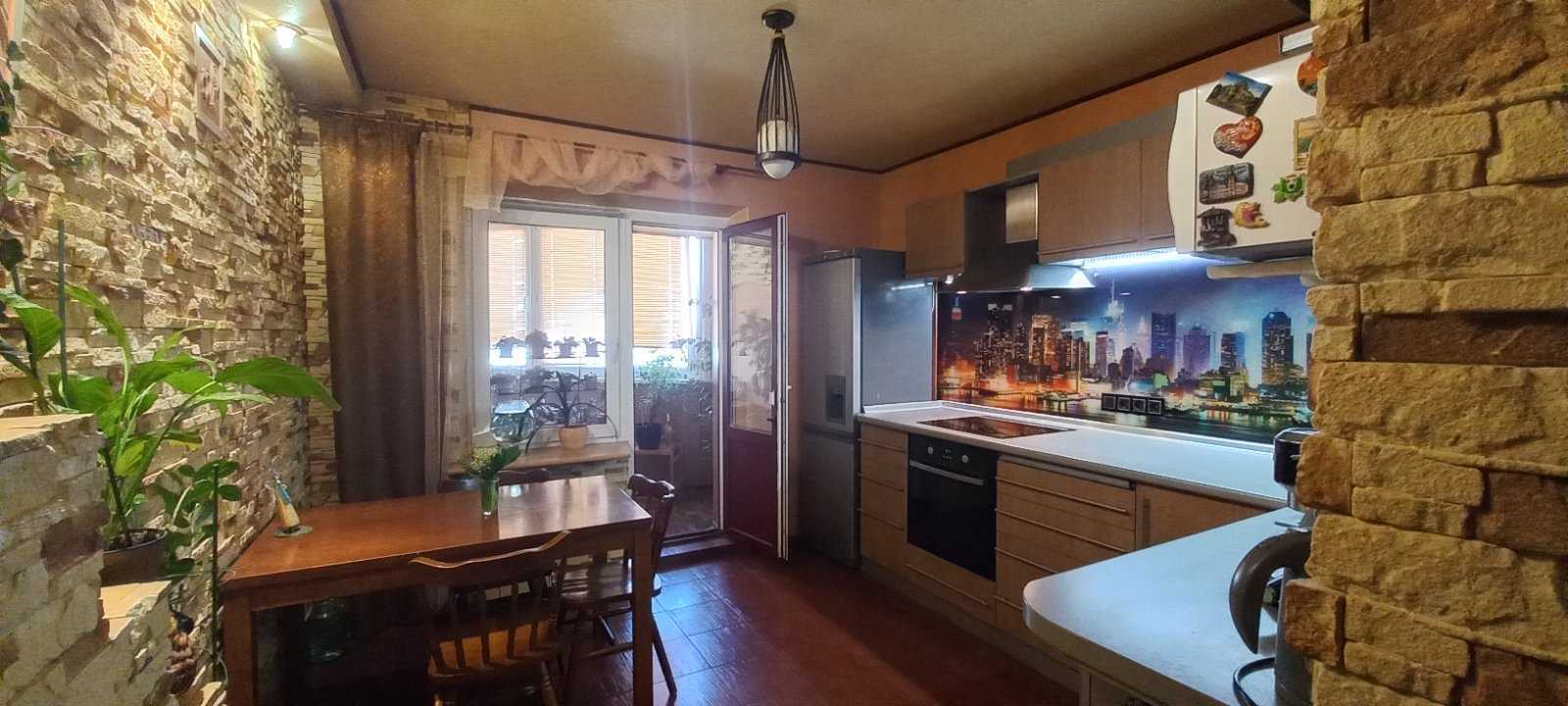 Продажа 3-комнатной квартиры 90.8 м², Лисковская ул., 24