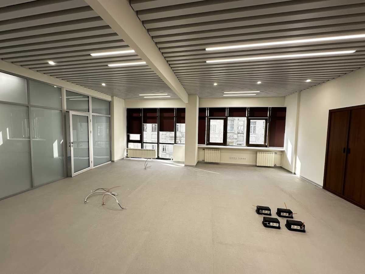 Аренда офиса 400 м², Олеся Гончара ул., 35