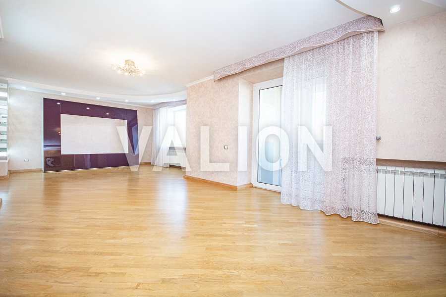 Продаж 4-кімнатної квартири 162 м², Михайла Донця вул., Драгоманова, 15а
