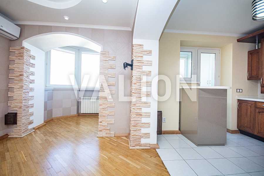 Продаж 4-кімнатної квартири 162 м², Михайла Донця вул., Драгоманова, 15а