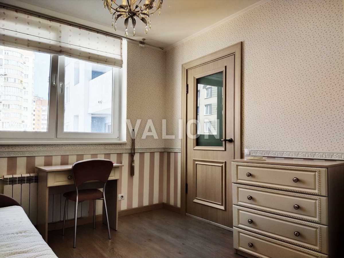 Продаж 3-кімнатної квартири 84 м², Урлівська вул., 23Б
