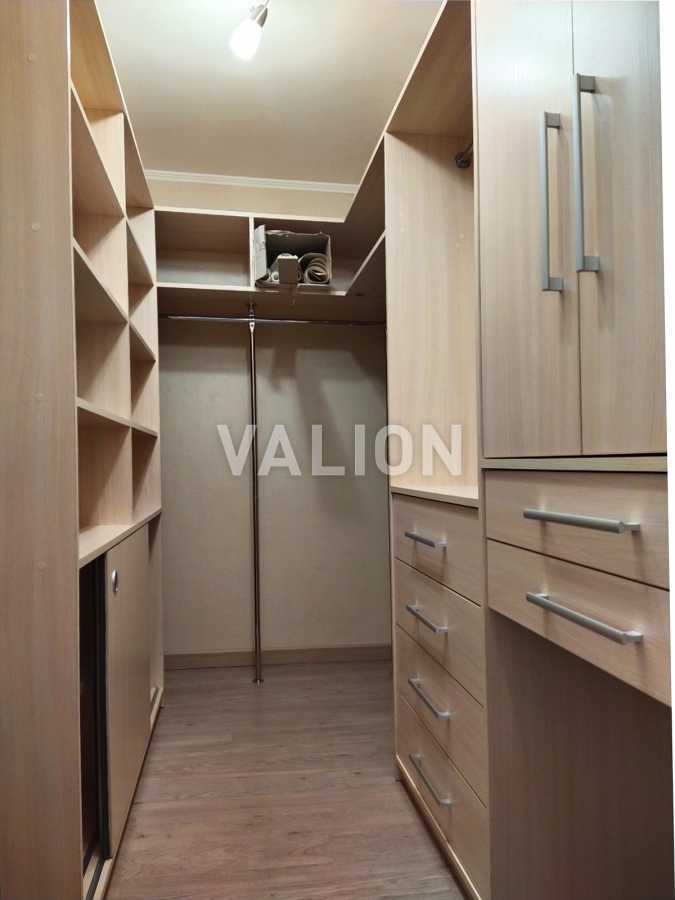 Продаж 3-кімнатної квартири 84 м², Урлівська вул., 23Б