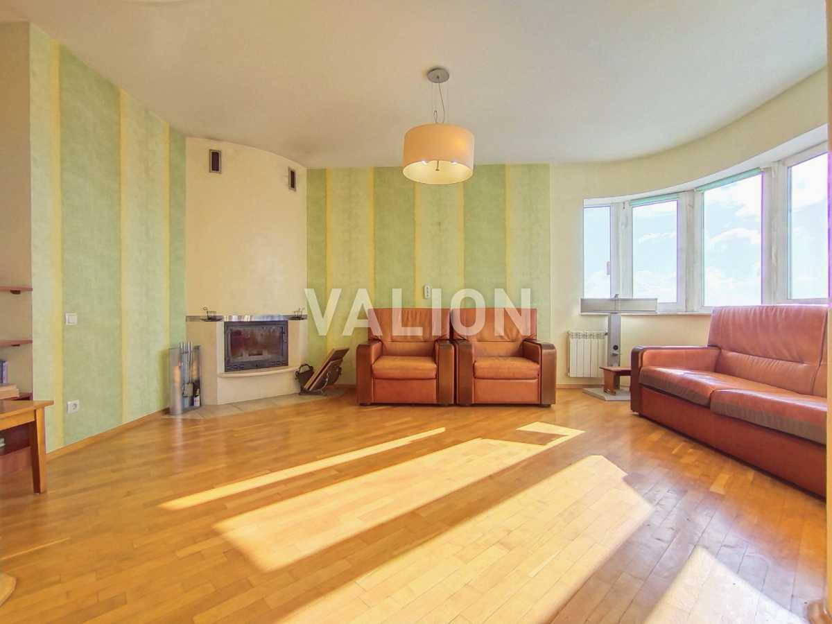 Продаж 4-кімнатної квартири 162 м², Анни Ахматової вул., 13Д