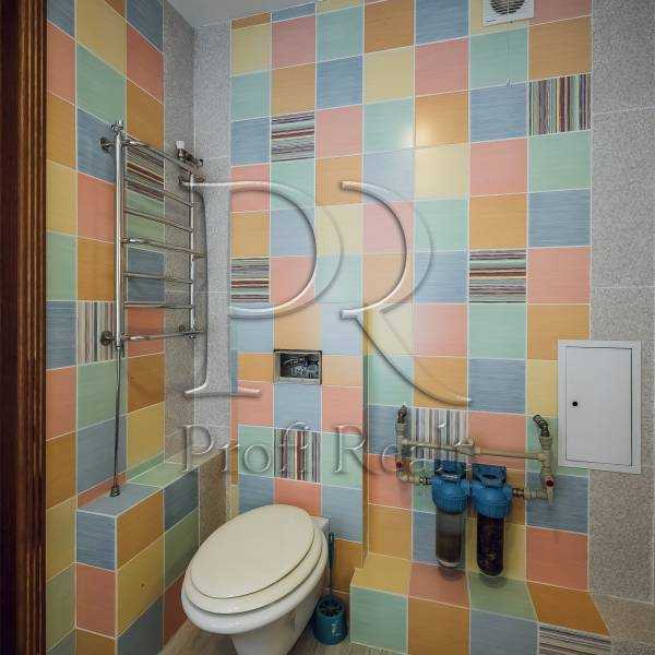 Продаж 2-кімнатної квартири 73 м², Теплична вул., 38