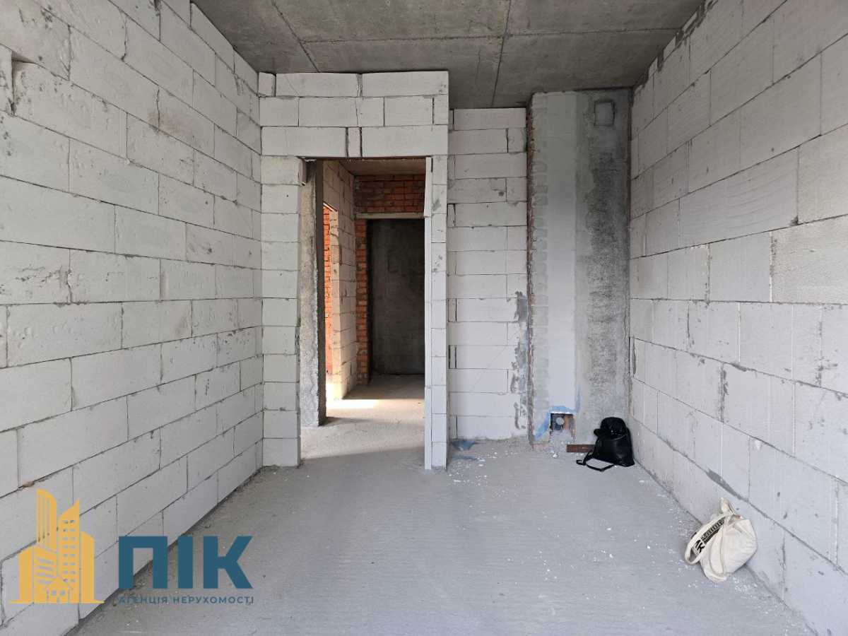 Продажа 2-комнатной квартиры 68 м², Выговского ул., 2Д/5
