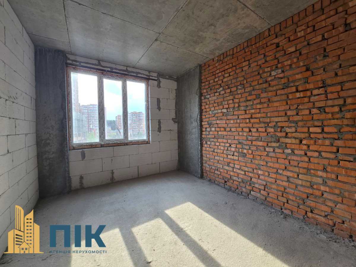 Продажа 2-комнатной квартиры 68 м², Выговского ул., 2Д/5