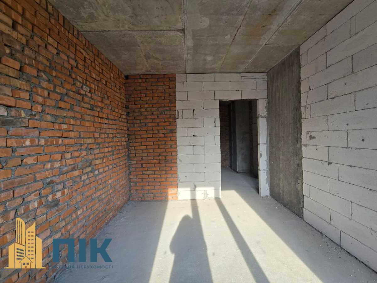 Продажа 2-комнатной квартиры 68 м², Выговского ул., 2Д/5