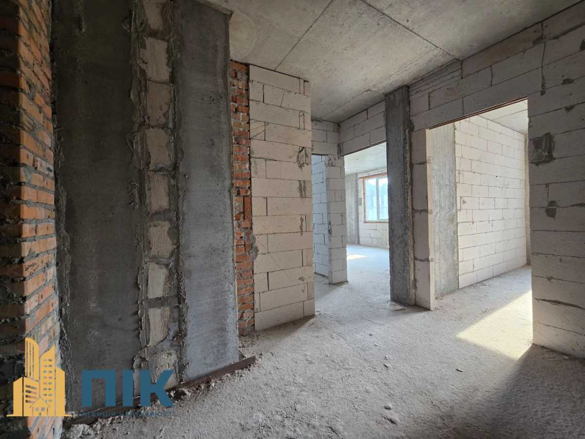 Продажа 2-комнатной квартиры 68 м², Выговского ул., 2Д/5