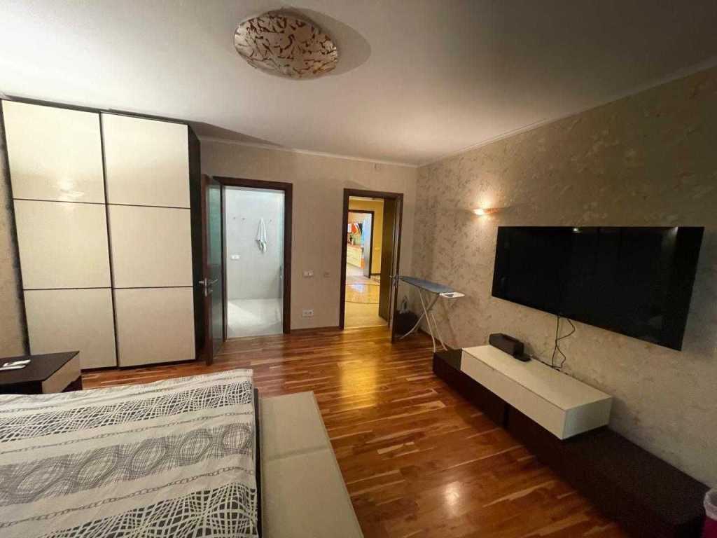 Аренда 2-комнатной квартиры 78 м², Тарасовская ул., 21