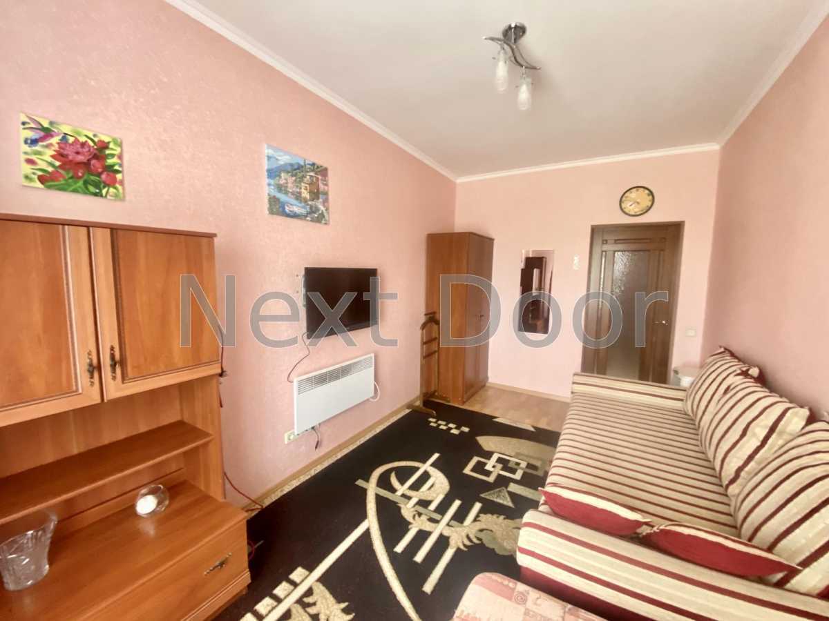 Продажа дома 200 м², улица південна, 1
