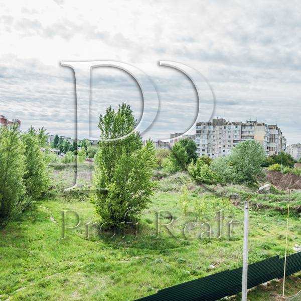 Продажа 1-комнатной квартиры 40 м², Боголюбова ул., 13