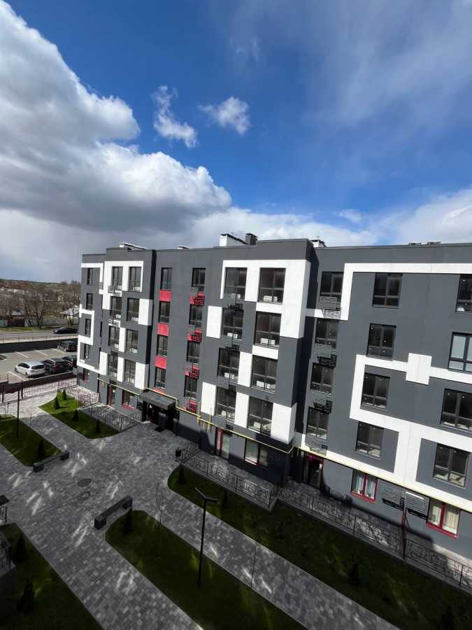 Продажа 1-комнатной квартиры 31 м², Институтская ул., 5